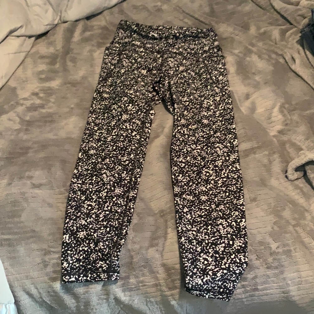 Medium old navy alethic leggings.